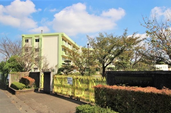 坂戸市花影町の土地(坂戸市立浅羽野中学校)
