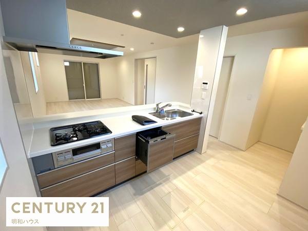 坂戸市泉町2丁目3期　新築分譲住宅　全７棟/VIIE