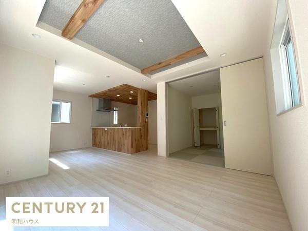 坂戸市泉町2丁目3期　新築分譲住宅　全７棟/VIIE