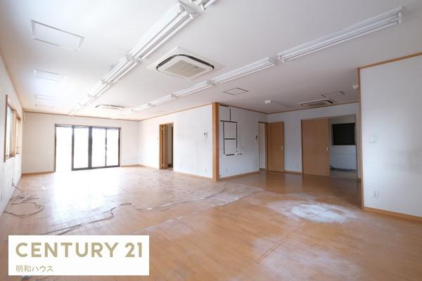 日高市高富　中古一戸建住宅