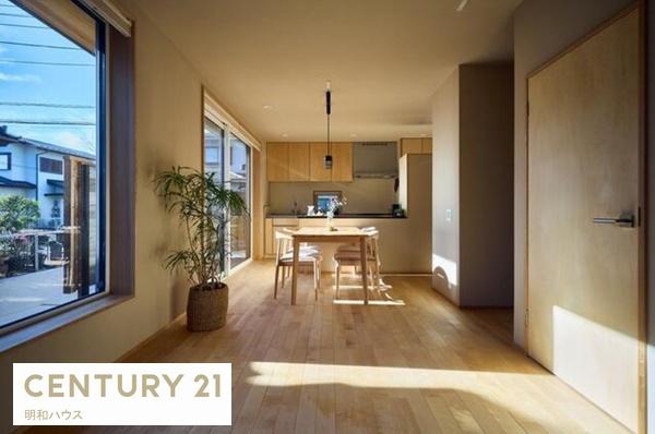 鳩山町楓ヶ丘１丁目　中古一戸建住宅