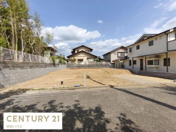 鳩山町鳩ケ丘１丁目　新築分譲住宅