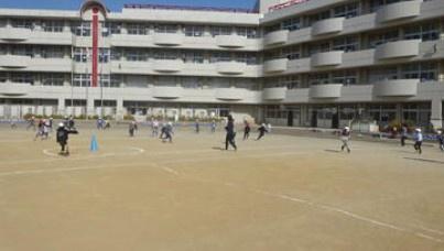 川口市戸塚鋏町の土地(川口市立戸塚綾瀬小学校)