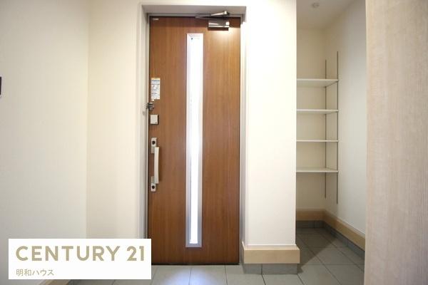 川越市下広谷第二 新築分譲住宅(玄関)