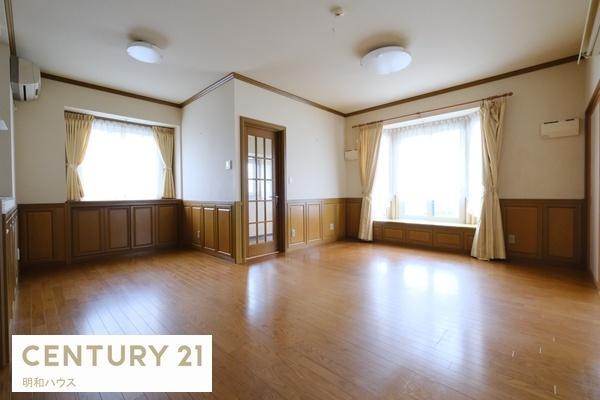 入間郡毛呂山町目白台２丁目の中古一戸建て