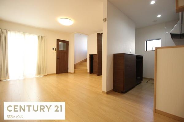 川越市大字的場の中古一戸建て(リビング)