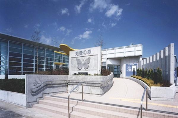 比企郡嵐山町大字志賀の土地(知識の森　嵐山町立図書館)