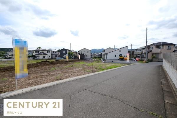 日高市上鹿山第４　新築分譲住宅　全３棟