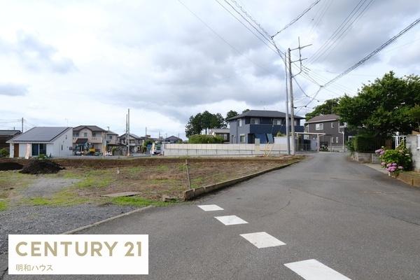 日高市上鹿山第４　新築分譲住宅　全３棟