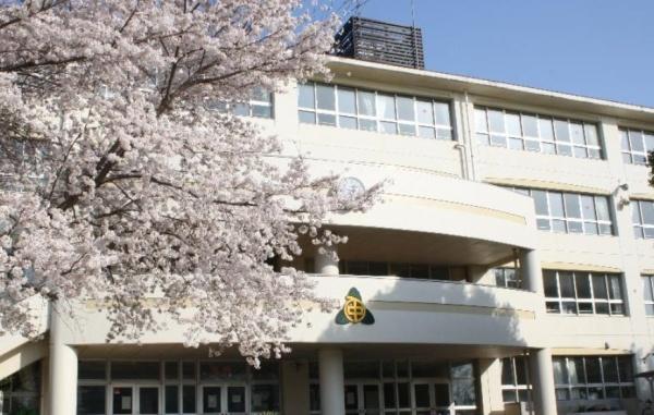 狭山市大字水野の土地(狭山市立入間野中学校)