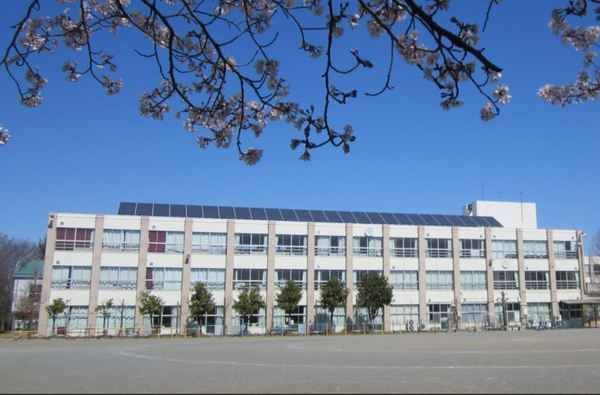 鳩山町楓ヶ丘３丁目　新築分譲住宅(鳩山町立鳩山小学校)