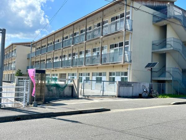 小城市小城町畑田の新築一戸建(小城市立小城中学校)