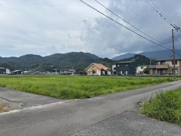 小城市小城町晴気一本松の土地