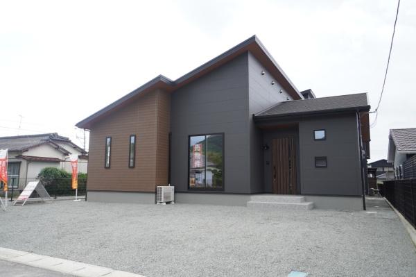 佐賀市久保泉町大字川久保の新築一戸建