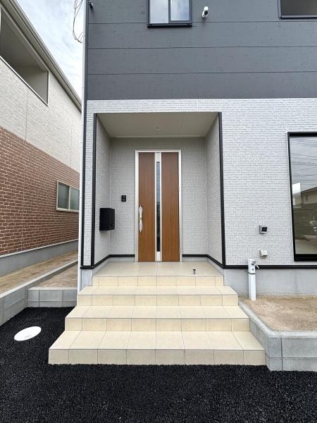 佐賀市光第8　2号棟（鍋島駅）2階建