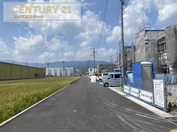 小城市三日月町長神田の新築一戸建
