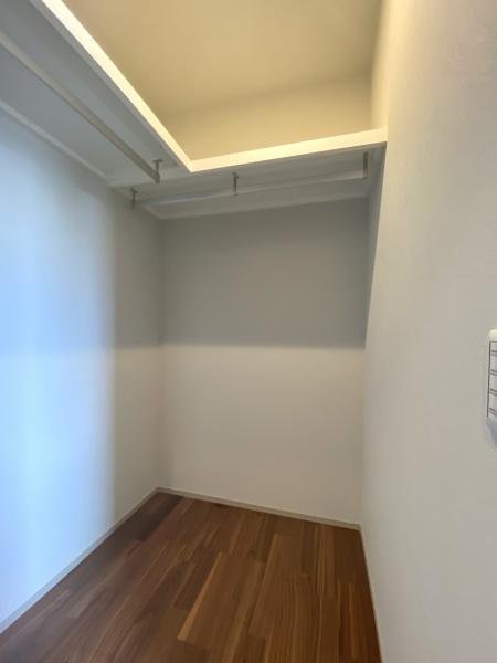 佐賀市新栄東2丁目1号地（鍋島駅）2階建