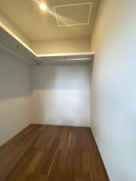 佐賀市新栄東2丁目1号地（鍋島駅）2階建
