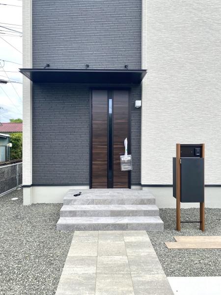 佐賀市新栄東2丁目1号地（鍋島駅）2階建