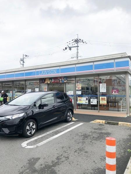 八尾市福万寺町南3丁目の中古一戸建て(ローソン八尾福万寺一丁目店)
