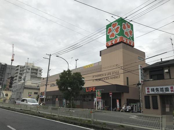 カサーレマークスクエア(ライフ緑橋店)