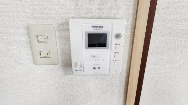 シャトー第二八戸の里