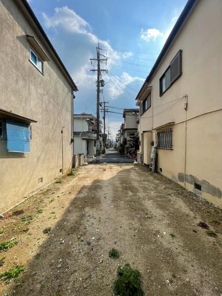 八尾市南本町９丁目の土地