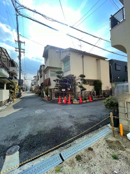 八尾市南本町９丁目の土地