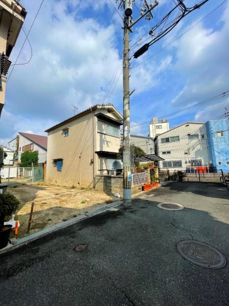 八尾市南本町９丁目