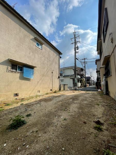 八尾市南本町９丁目の土地