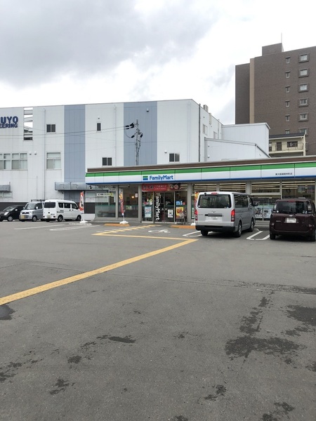 東大阪市菱屋西６丁目の中古一戸建て(ファミリーマート東大阪御厨栄町店)