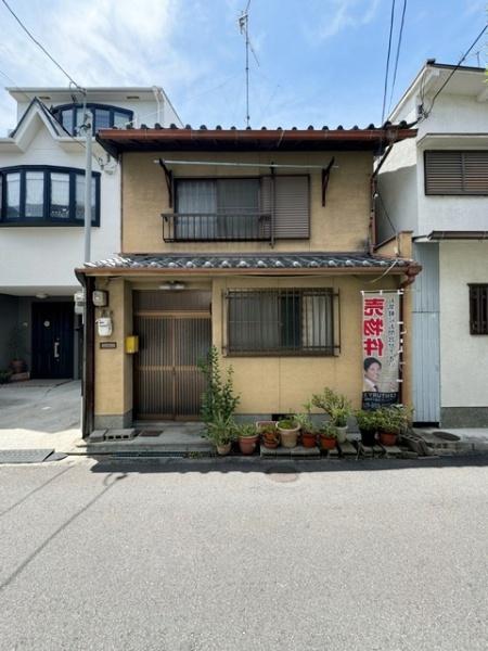 八尾市本町３丁目の土地