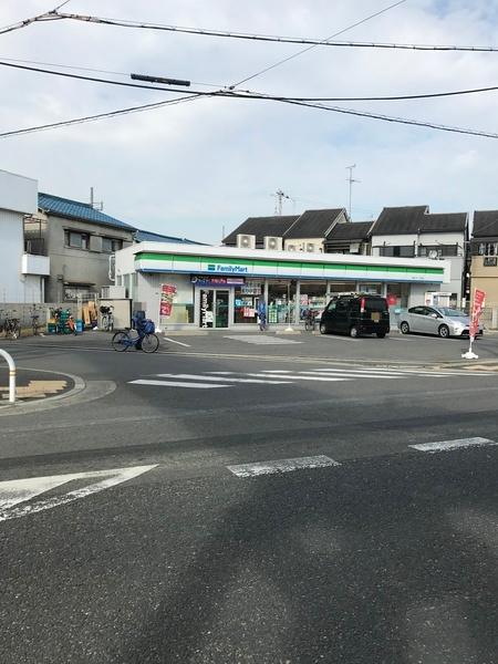 ファミールハイツ八尾A棟(ファミリーマート東太子1丁目店)