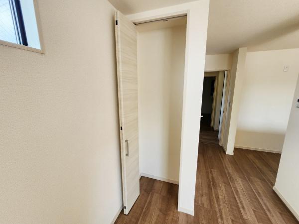 八尾市東山本町７丁目・３号棟