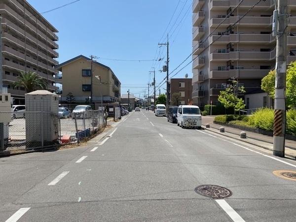 ローレルスクエア近鉄吉田１番館