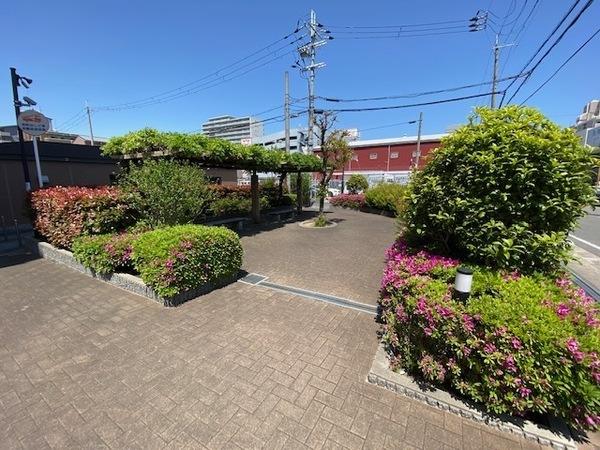 ローレルスクエア近鉄吉田１番館