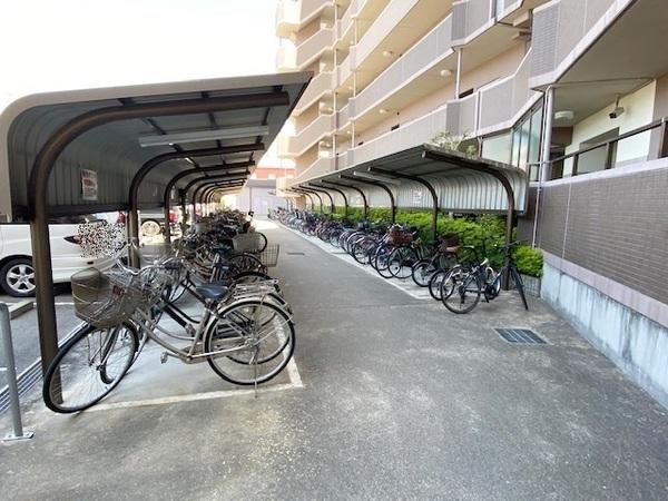 ローレルスクエア近鉄吉田１番館