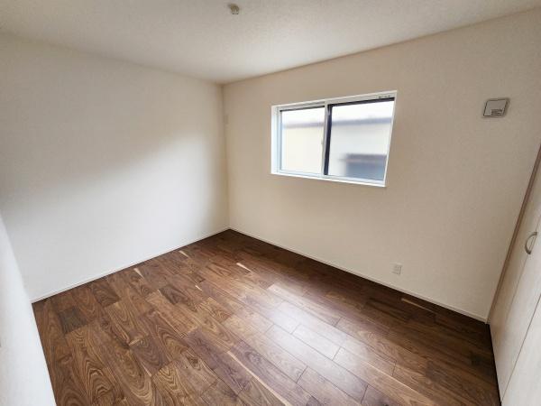 八尾市上之島町南６丁目・１号棟