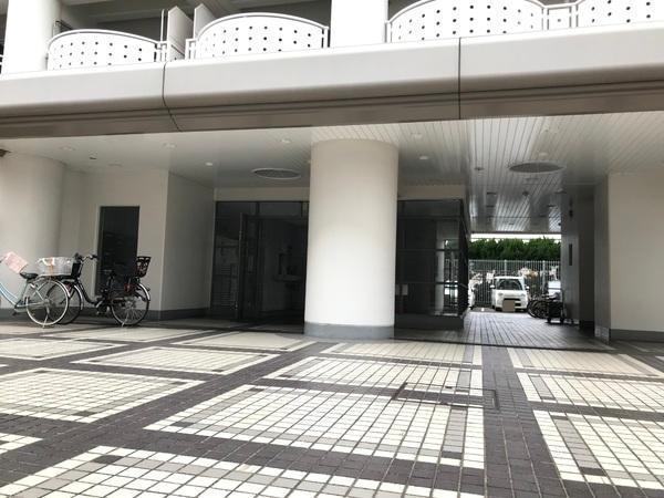 コピアス八尾