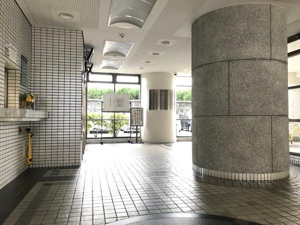 コピアス八尾