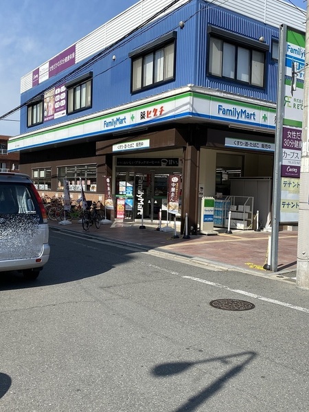 東大阪市西岩田1丁目の中古一戸建て(ファミリーマート薬ヒグチ岩田南店)