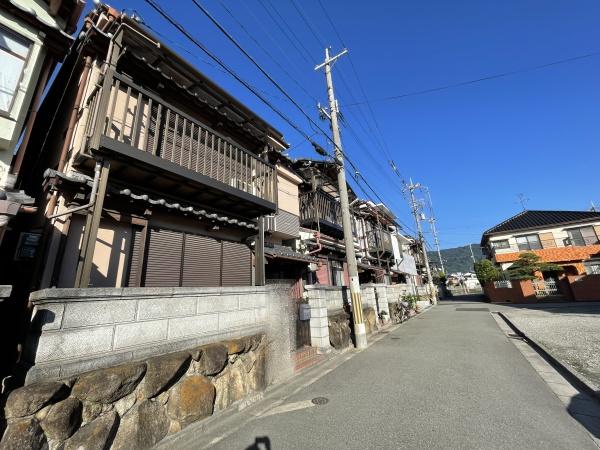八尾市東山本町４丁目