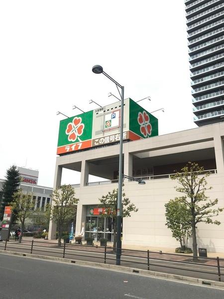 メガシティタワーズTHE EAST(ライフ久宝寺駅前店)