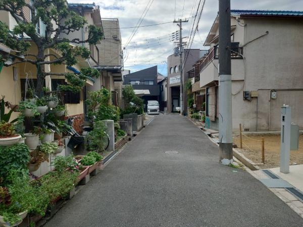 東大阪市衣摺４丁目の土地