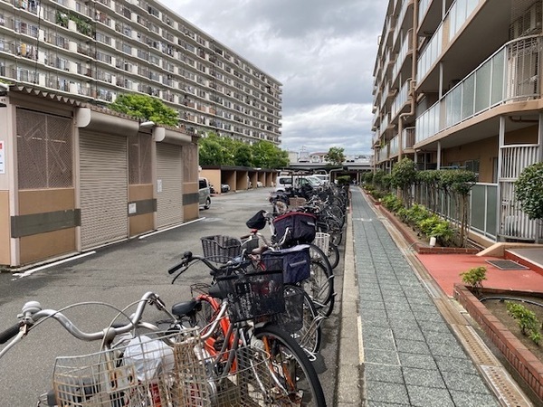 シャルム小阪一番館