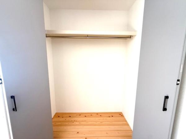 和泉市鍛治屋町の中古一戸建て(収納)