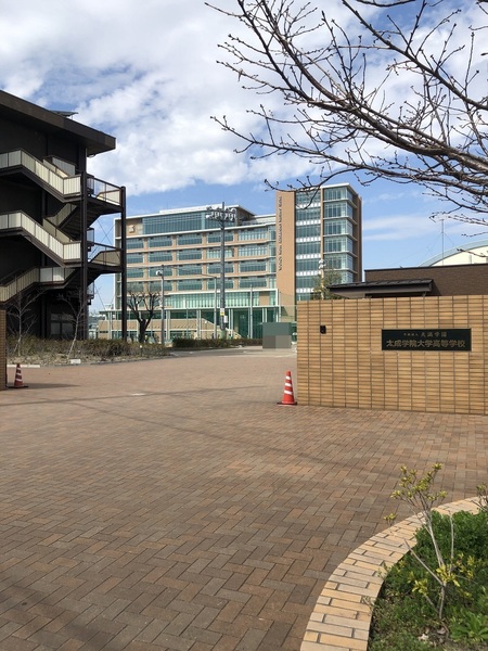 クレアガーデン鴻池(私立太成学院大学高校)