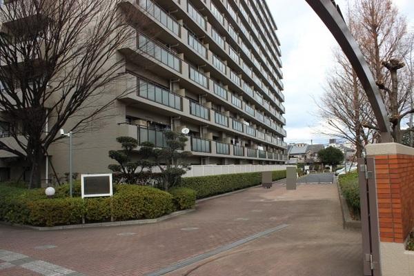 ファミールハイツ八尾B棟