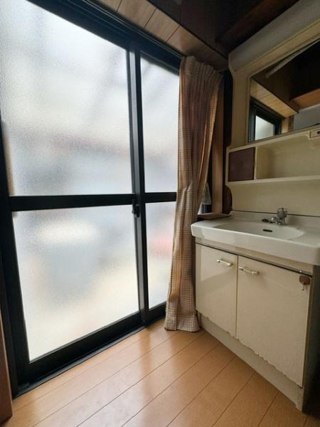 八尾市栄町１丁目の中古一戸建て