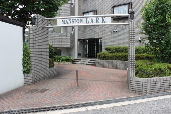 マンションラークB